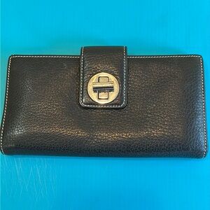 Tiffany Black Leather Wallet with Silver Clasp pre-Loved Great Condition